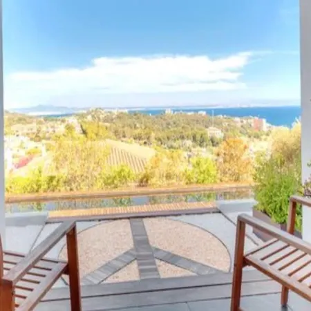 Villa Fantastica Sobre La Bahia De